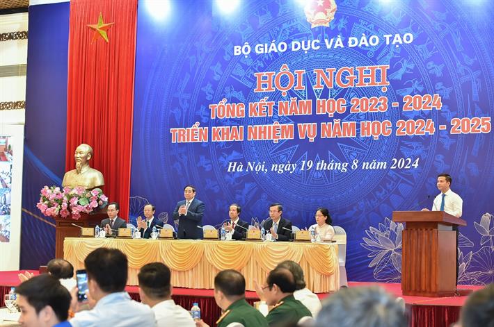 Hội nghị tổng kết năm học 2023-2024, triển khai nhiệm vụ năm học 2024-2025